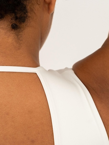 LOTUSCRAFTS Sporttop 'ALA Tank Tee'‌‌‌‌‌ in Weiß