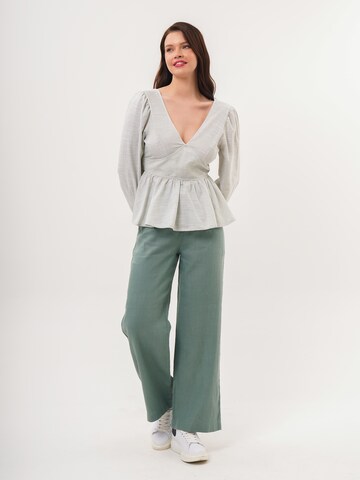 FRESHLIONS Blouse 'Brielle' in Groen