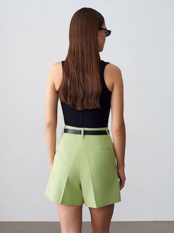 Dilvin Wide leg Pants in Green