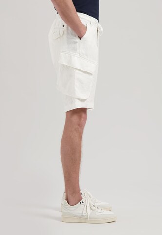 Regular Pantalon cargo 'Logan' Dstrezzed en blanc