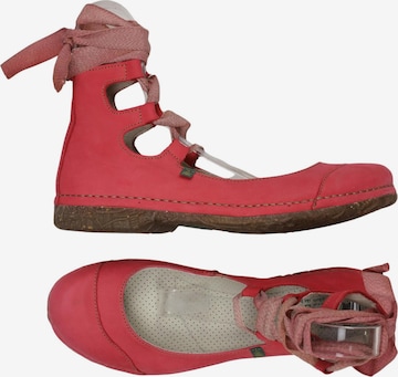 EL NATURALISTA Ballerina 41 in Rot: Vorderseite
