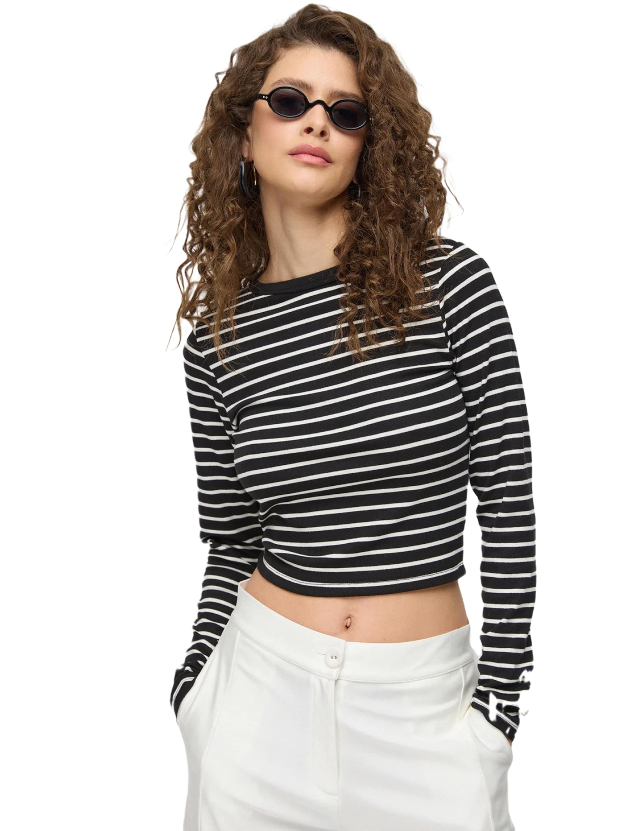 No Matter What Shirt in Zwart: voorkant