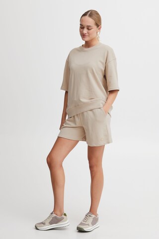 Oxmo Regular Sweatshorts 'Safri' in Beige