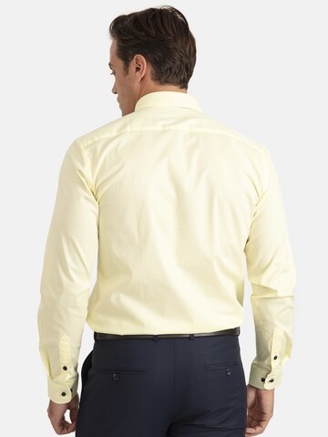 Sir Raymond Tailor Regular fit Button Up Shirt 'Lisburn' in Yellow