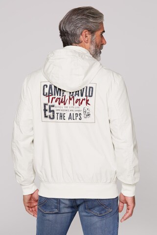 CAMP DAVID Stone Washed Blouson mit Kapuze und Artworks in Grau