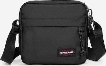 EASTPAK Olkalaukku 'The Bigger One' värissä musta: edessä