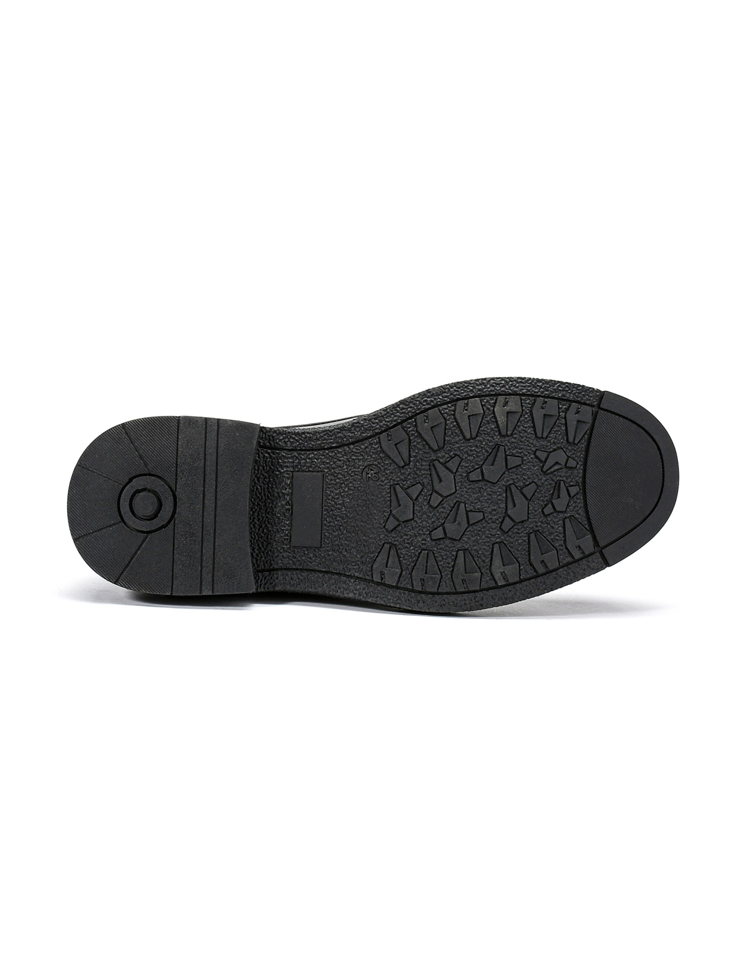 ALLTHEMEN Chukka Boots 'Zeit' in Black