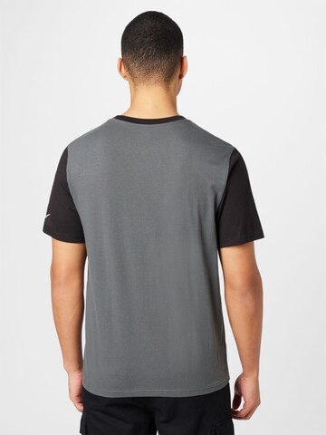 LEVI'S ® - Camiseta 'Relaxed Fit Tee' en gris