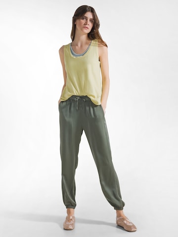 regular Pantaloni sportivi di DEHA in verde