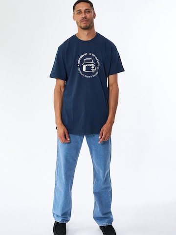 A Question Of (AQO) Shirt 'Tee Print - Sky Captain' in Blauw