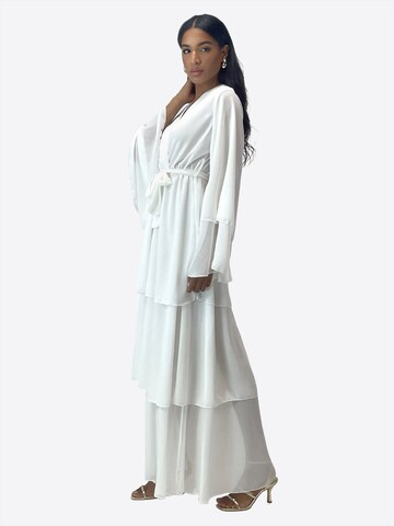 Elara Kleid in Weiß