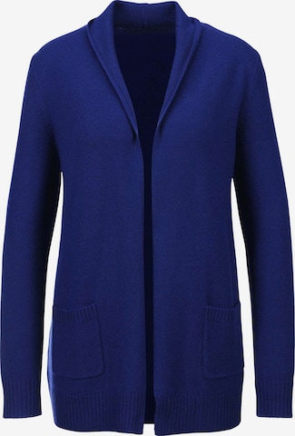 MADELEINE Strickjacke in Blau: Vorderseite