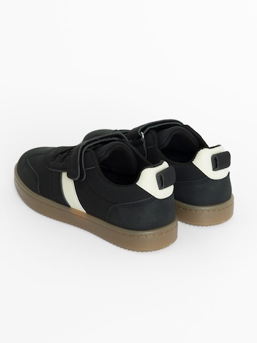 Cool Club Tenisky – černá