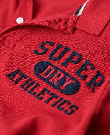 T-Shirt Superdry en rouge