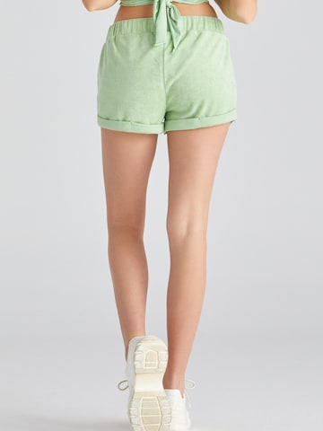 Rockupy Regular Pants 'Sande-Anna' in Green