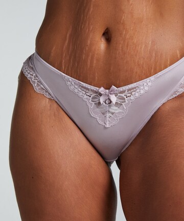 Hunkemöller String 'Lycke' in Lila