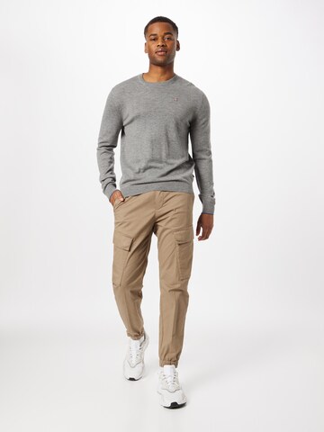 NAPAPIJRI Pullover 'DAMAVAND' in Grau