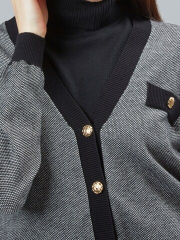 Influencer Strickjacke in Grau