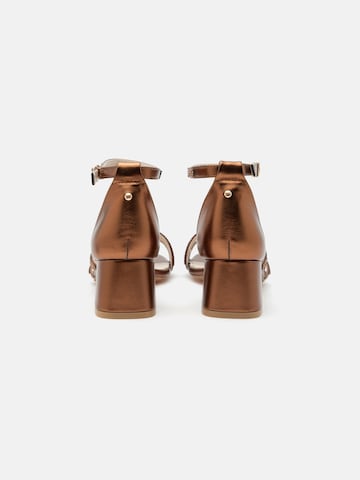 Sandales à lanières BUFFALO en bronze