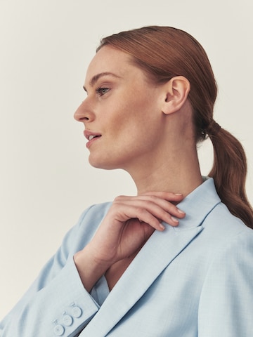 TATUUM - Blazer em azul