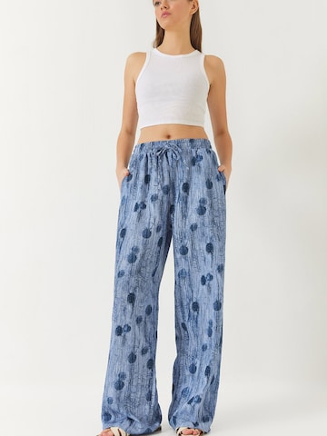 Bianco Lucci Wide Leg Bukser i blå: forside