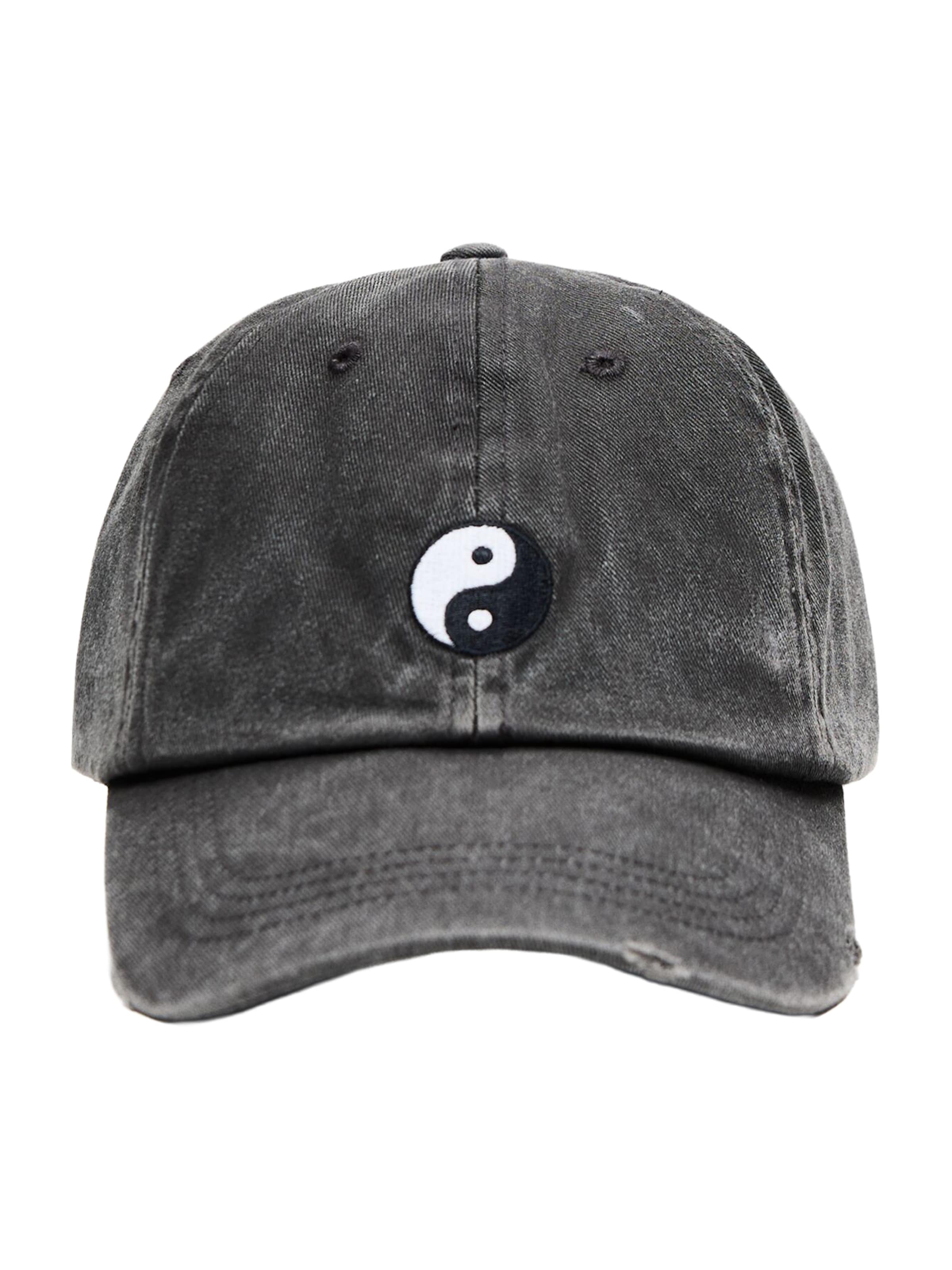 Bershka Cap in Black / White, Item view