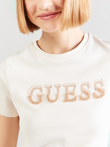 Tricou 'FAUSTA' de la GUESS pe bej