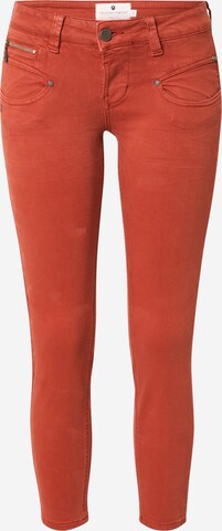 FREEMAN T. PORTER Slimfit Kalhoty 'Alexa' – červená: přední strana