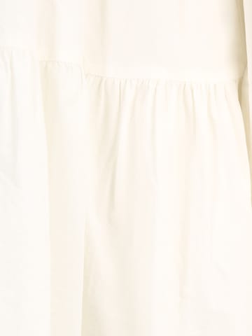 Vero Moda Tall - Vestido 'CHARLOTTE' en blanco