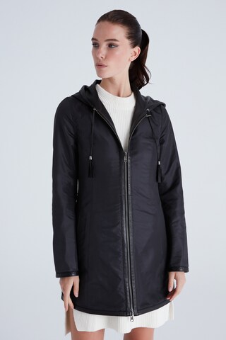 Bigardini Between-Seasons Coat 'ROSELIE' in Black