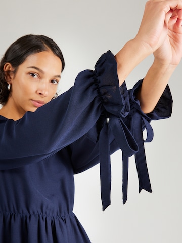 Robe 'Christin' ABOUT YOU en bleu