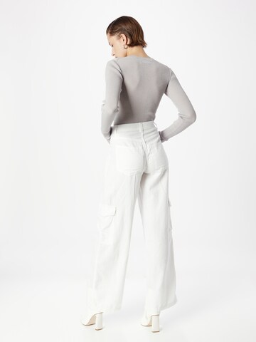 Wide Leg Pantalon cargo 'Julian' WEEKDAY en blanc