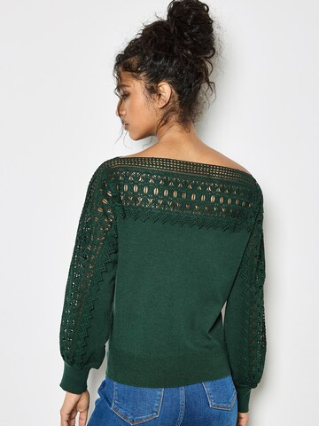 Apricot Sweater in Green