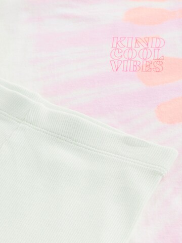 Next Set in Pink