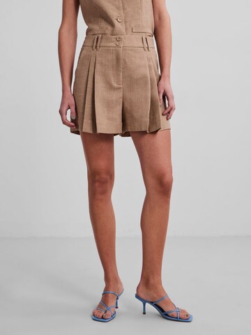 Y.A.S Pleat-Front Pants 'Uma' in Beige: front