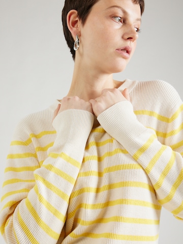 Lollys Laundry Sweater 'Swan' in Yellow