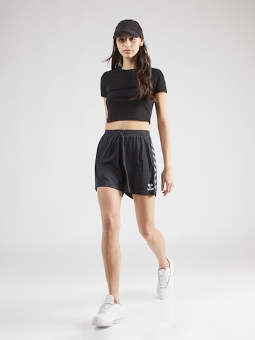 Hummel Regular Sportshorts 'AUTHENTIC' in Schwarz