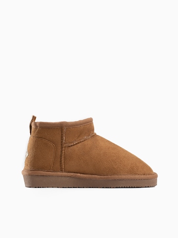 Island Boot Boots 'MIHIKA' in Braun