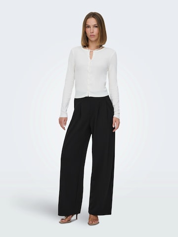 ONLY Wide leg Veckad byxa 'ONLCECILIA' i svart