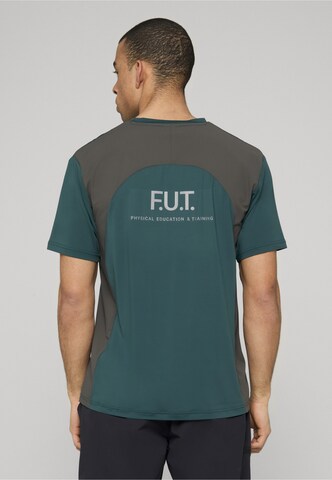 HALO T-Shirt in Grün