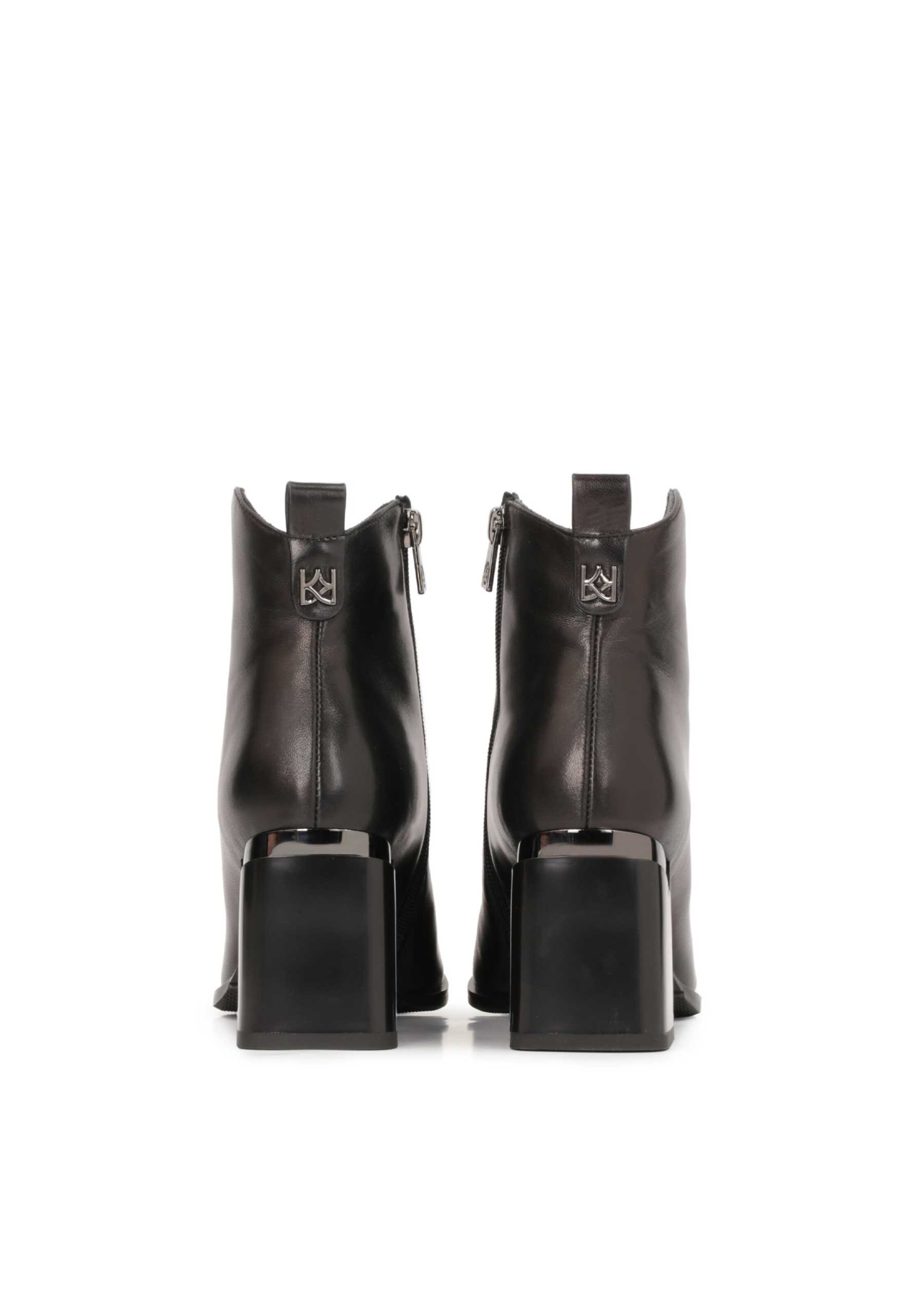 Ankle boots di Kazar in nero