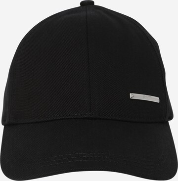 Cappello da baseball 'PYRAMID PLAQUE' di Calvin Klein in nero: frontale