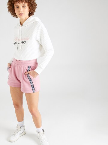 AÉROPOSTALE Sweatshirt i vit