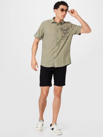 CAMP DAVID Regular fit Button Up Shirt in Green