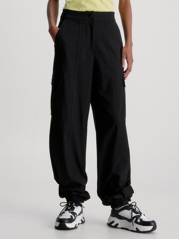 Calvin Klein Jeans Tapered Cargo Pants in Black: front