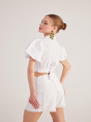 HOLLY LOLLY Bluse in Weiß