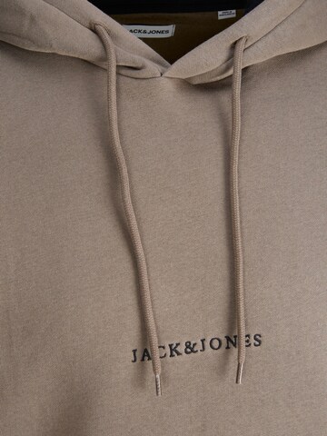 JACK & JONES Sweatshirt in Bruin