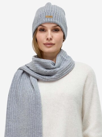 BELLEMERE NEW YORK Beanie in Grey