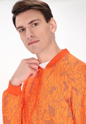 Mo ATHLSR Between-Season Jacket in Orange