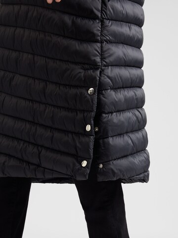 Karen Millen Curve Zimní kabát – černá